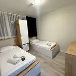 Qline Airport Saw Hotell