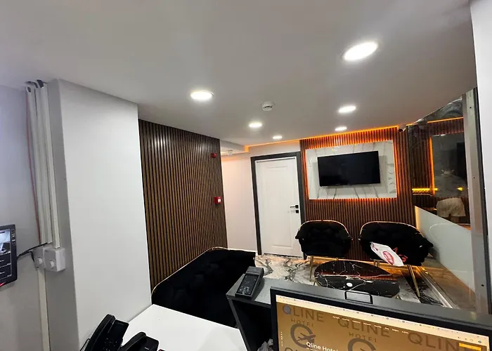 Qline Airport Saw Hotel