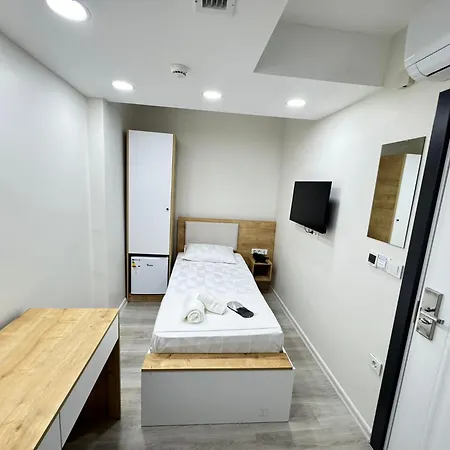 Qline Airport Saw 酒店 3*