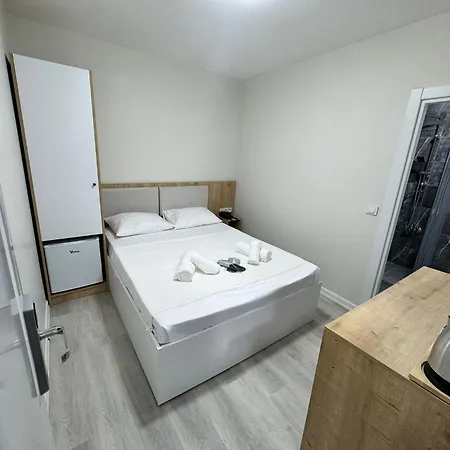 Qline Airport Saw Hotel 3*