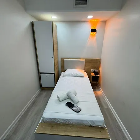 Qline Airport Saw Hotel Estambul