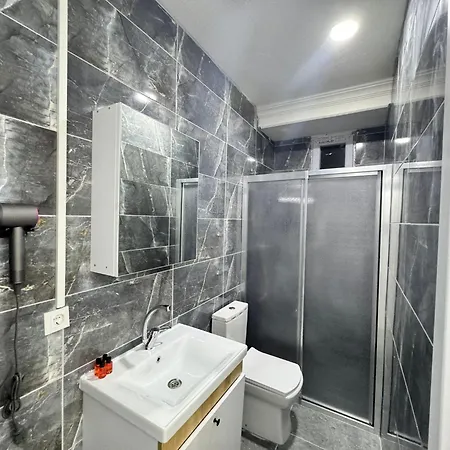 Qline Airport Saw Istanboel