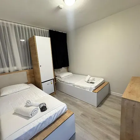 Qline Airport Saw 酒店